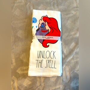 Rae Dunn •  Disney Princess ❤️ Unlock the Spell • Towels • Set of 2